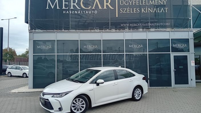 TOYOTA COROLLA Sedan 1.8 Hybrid Comfort Tech e-CVT