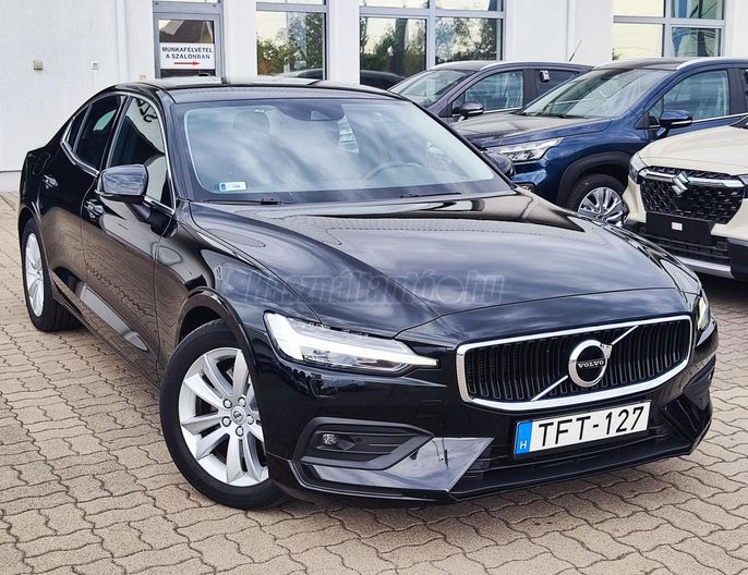 VOLVO S60 2.0 [B3] MHEV Momentum Pro Geartronic