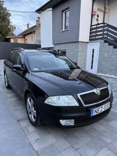SKODA OCTAVIA 1.6 FSI Ambiente