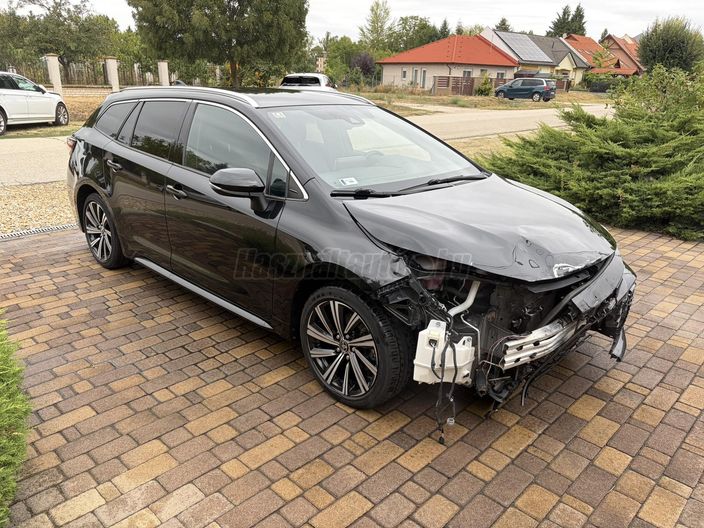TOYOTA COROLLA Touring Sports 2.0 Hybrid Comfort e-CVT