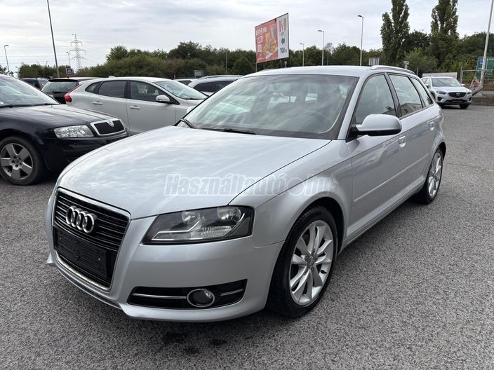 AUDI A3 1.6 TDI Attraction DPF