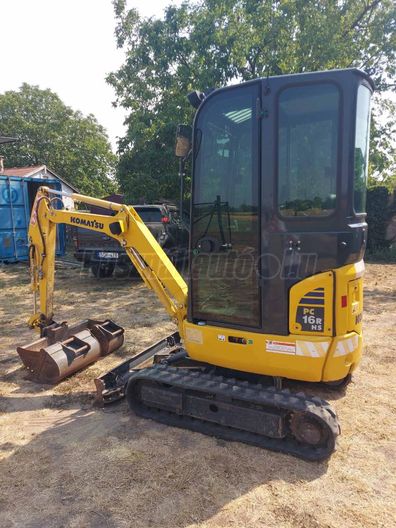KOMATSU PC16R-3HS