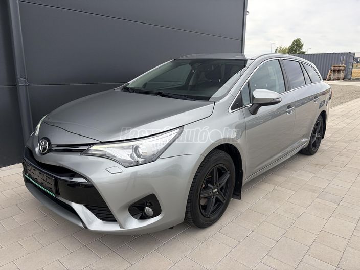 TOYOTA AVENSIS Touring Sports 1.8 Active CVT