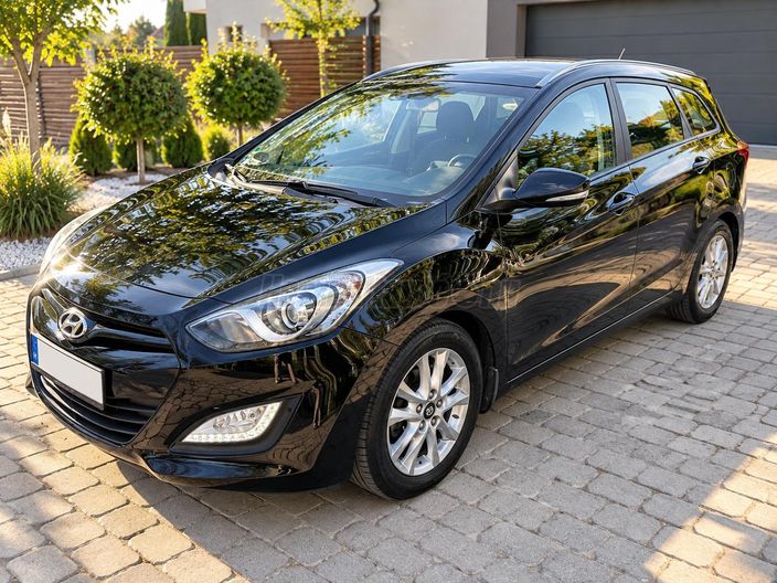 HYUNDAI I30 CW 1.6 GDi Comfort (Automata)