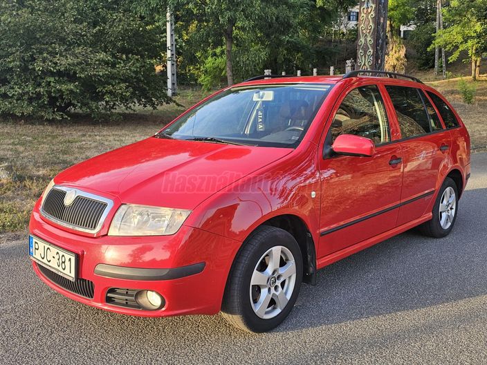 SKODA FABIA Combi 1.4 16V Elegance