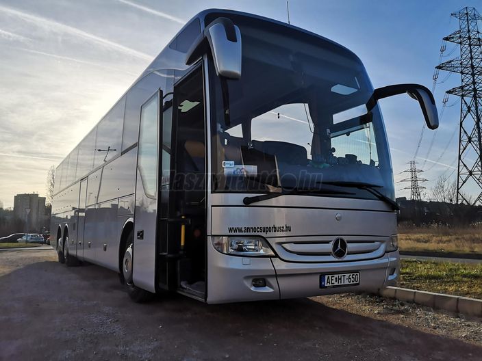 MERCEDES-BENZ Tourismo