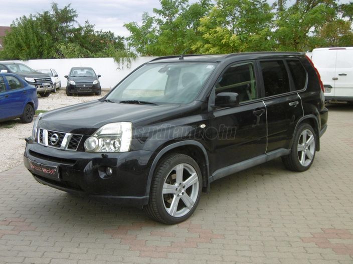 NISSAN X-TRAIL 2.0 dCi LE Platinum