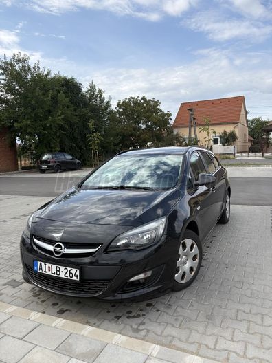 OPEL ASTRA J Sports Tourer 1.6 CDTI Start-Stop Selection