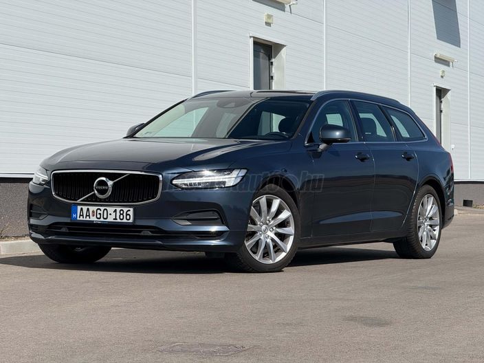 VOLVO V90 2.0 [T5] Momentum Geartronic