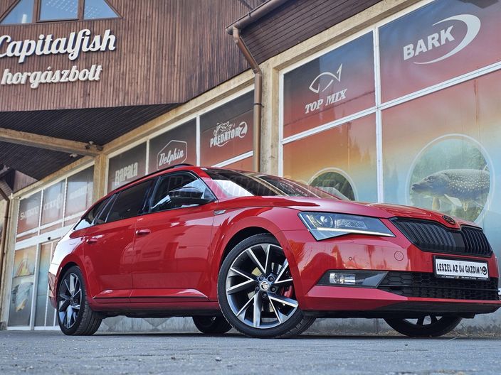 SKODA SUPERB Combi 2.0 TDI SCR SportLine