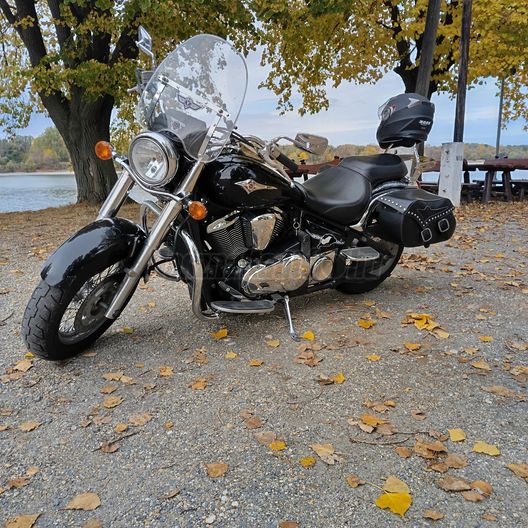 KAWASAKI VULCAN 900 CLASSIC