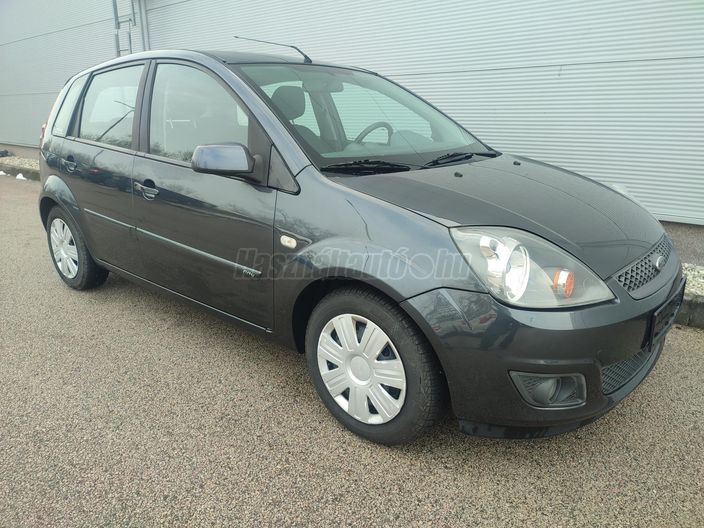 FORD FIESTA 1.3 Fresh Plus