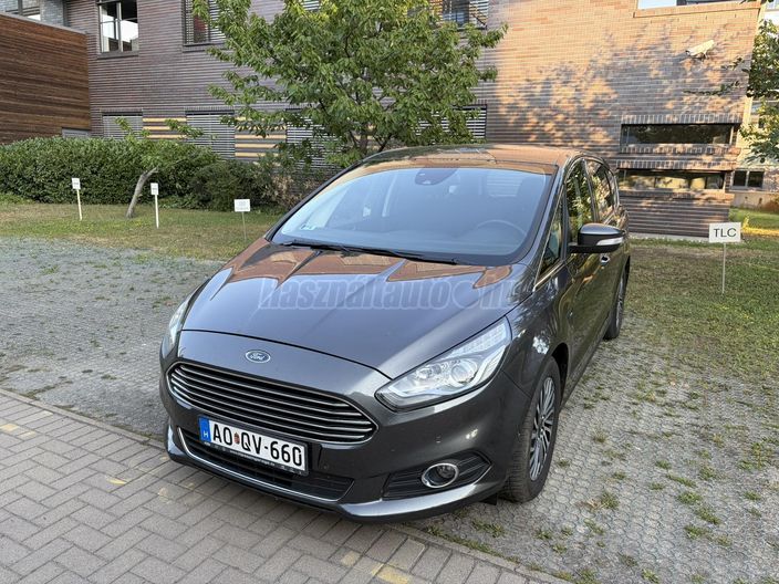 FORD S-MAX 2.0 EcoBlue Titanium (Automata) [7 személy]
