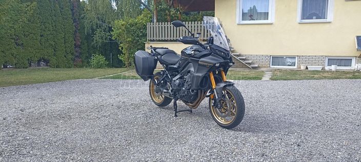 YAMAHA MT-09 TRACER