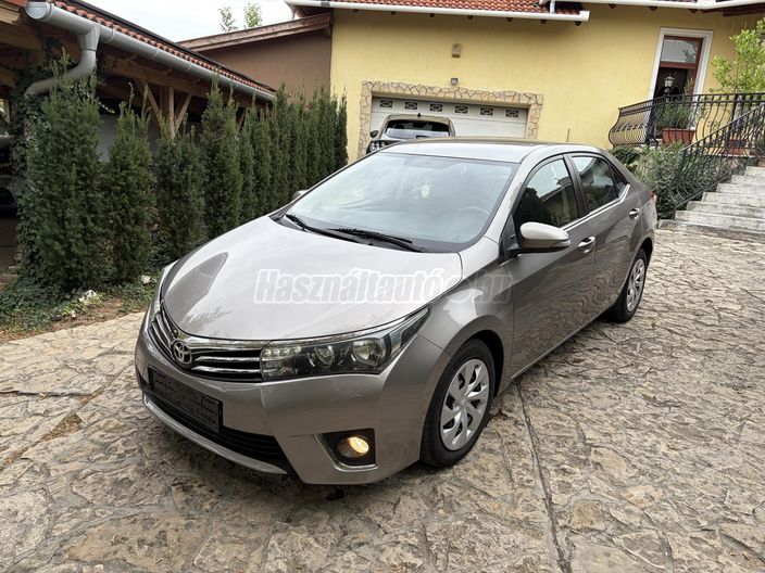 TOYOTA COROLLA Sedan 1.6 Active