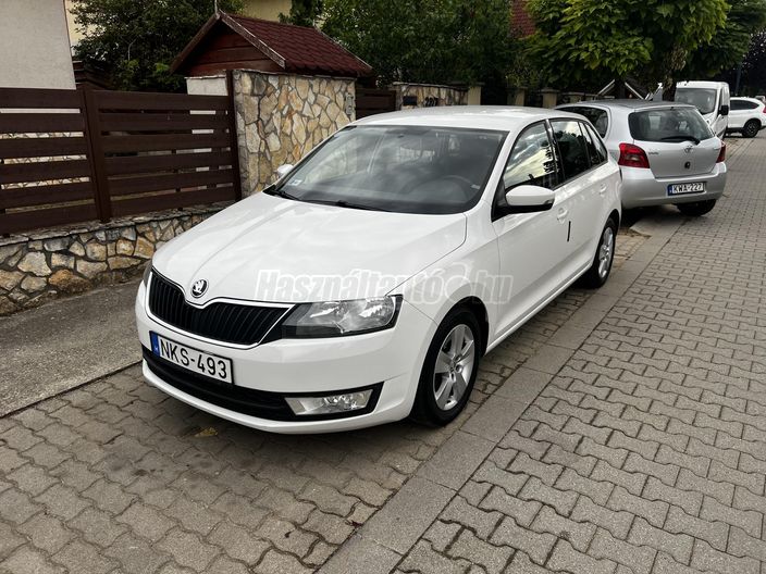 SKODA RAPID Spaceback 1.6 CR TDI Ambition