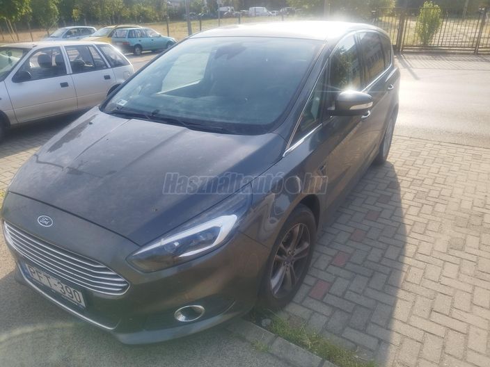 FORD S-MAX 1.5 EcoBoost Titanium