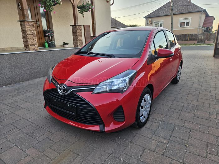 TOYOTA YARIS 1.0 Active