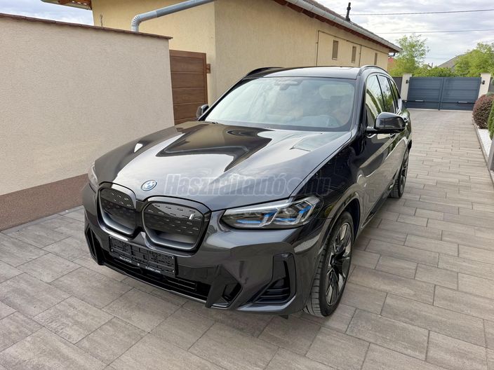 BMW IX3 73,9kWh