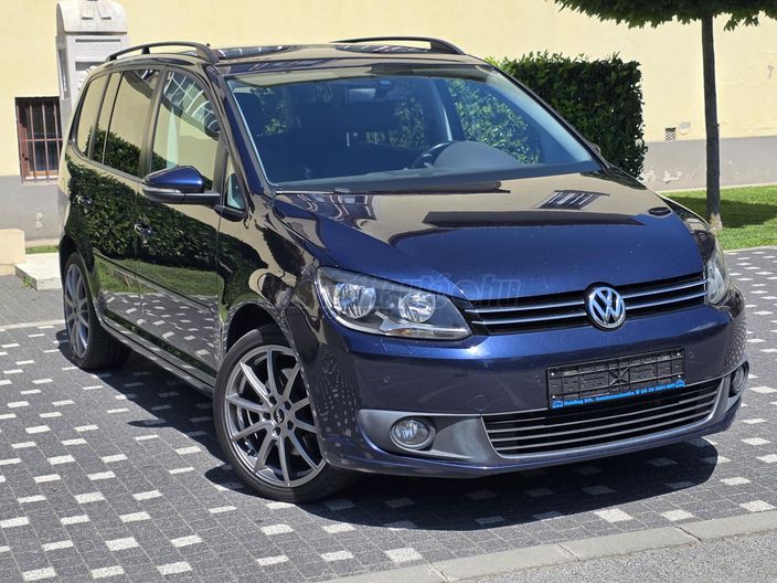 VOLKSWAGEN TOURAN 1.4 TSI Comfortline [7 személy]