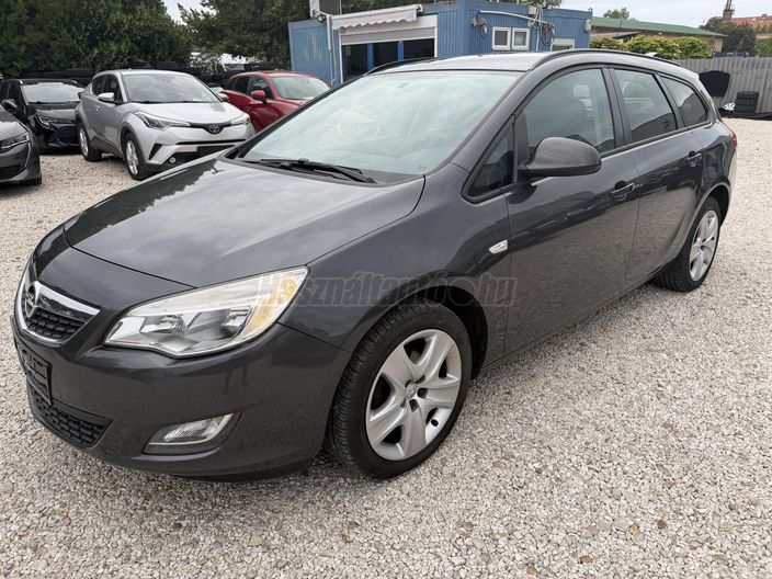 OPEL ASTRA J Sports Tourer 1.4 T Enjoy