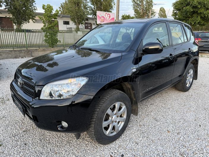 TOYOTA RAV 4 Rav4 2.2 D-4D 4x4 Sol