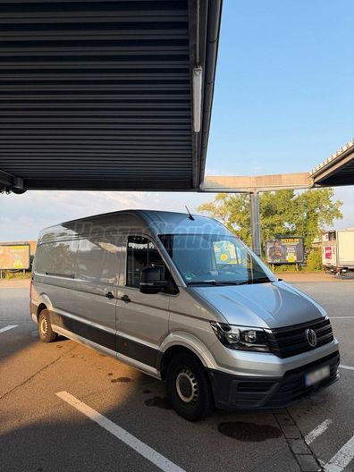 VOLKSWAGEN CRAFTER 2.0 SCR TDI 35 L4H3 RWD