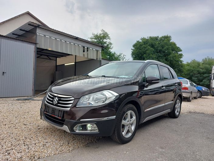 SUZUKI SX4 S-CROSS 1.6 GLX napfénytető, EASS