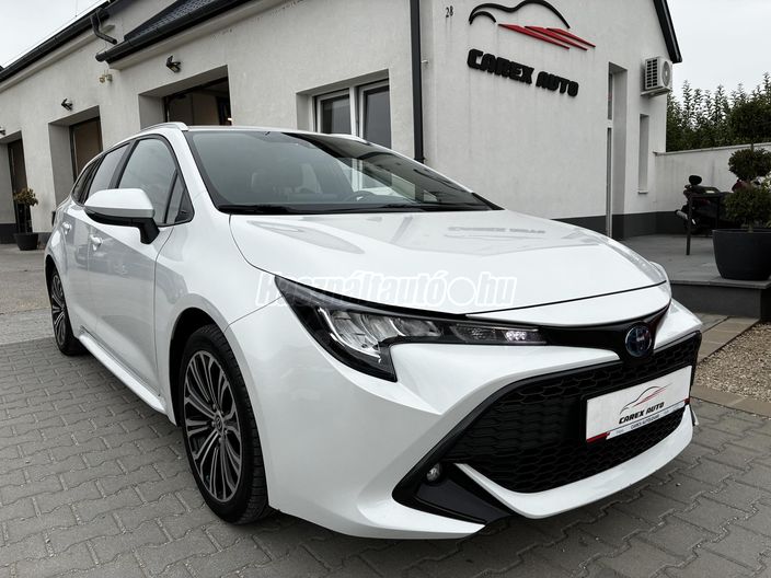 TOYOTA COROLLA Touring Sports 1.8 Hybrid Active e-CVT