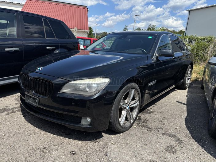 BMW 750 750i xDrive (Automata)