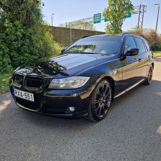BMW 3-AS SOROZAT 318i Touring