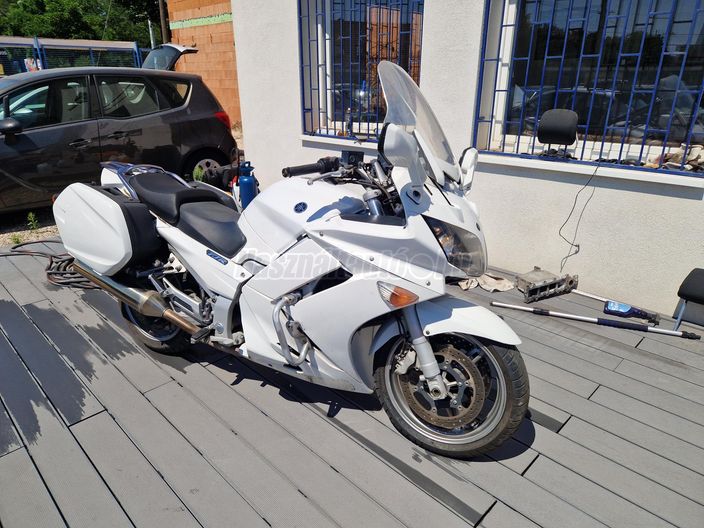 YAMAHA FJR 1300