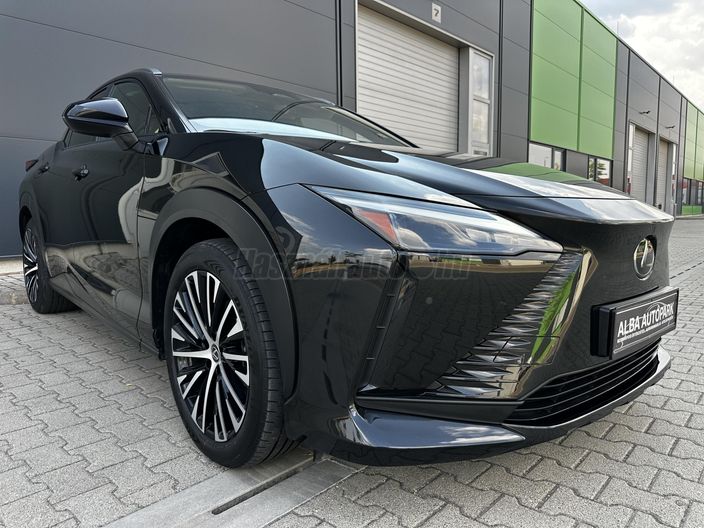 LEXUS RZ 450e Luxury Top