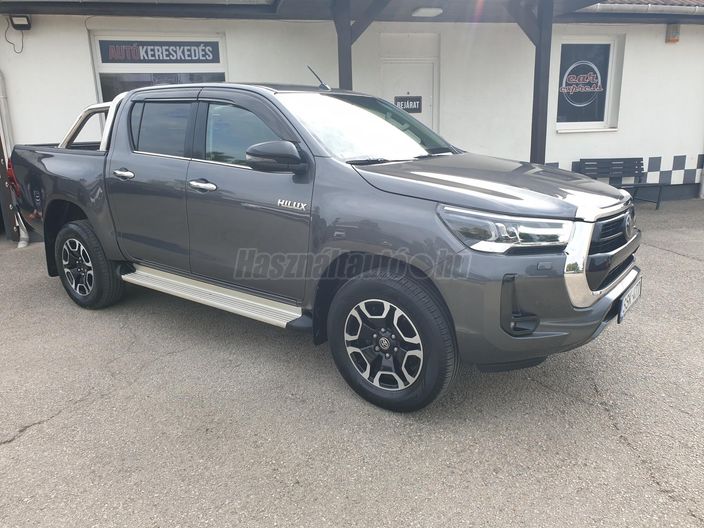 TOYOTA HILUX 2.8 D-4D 4x4 Double Executive (Automata)