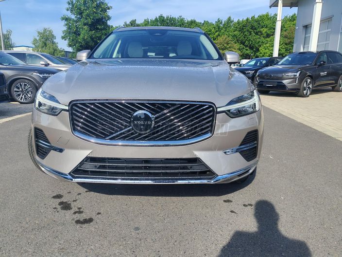 VOLVO XC60 2.0 [T6] Ultra Bright AWD Geartronic