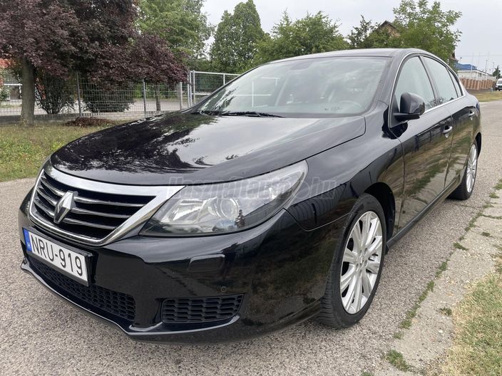 RENAULT LATITUDE 3.0 dCi V6 Initiale (Automata)