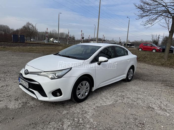 TOYOTA AVENSIS 1.6 D-4D Active