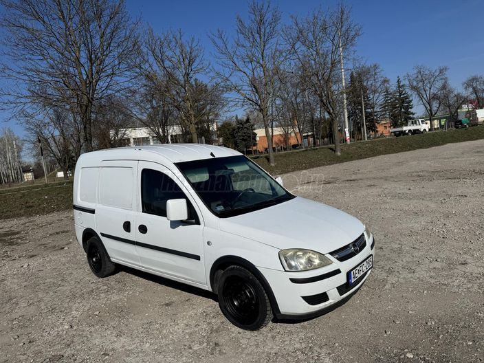 OPEL CORSA COMBO Cargo 1.3 CDTI