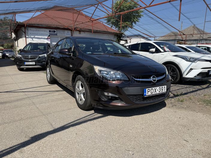 OPEL ASTRA J Sedan 1.6 Enjoy EURO6