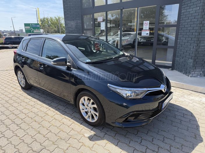TOYOTA AURIS 1.2T Active Comfort