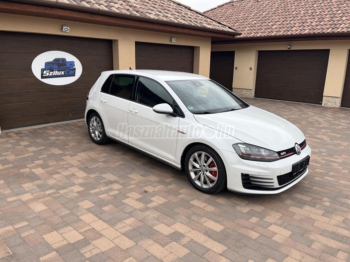 VOLKSWAGEN GOLF VII 2.0 TSI BMT GTI