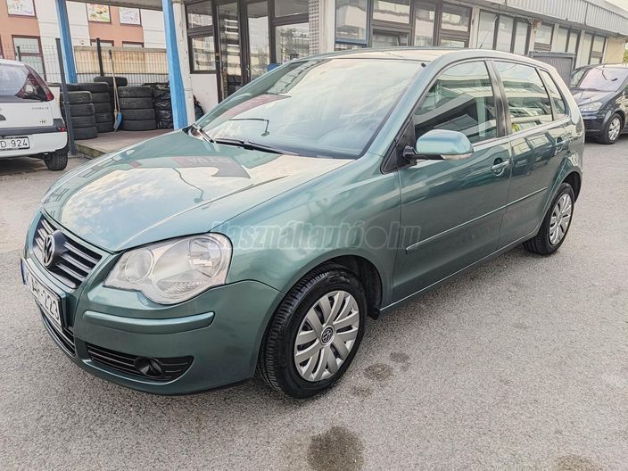 VOLKSWAGEN POLO IV 1.4 75 16V Trendline
