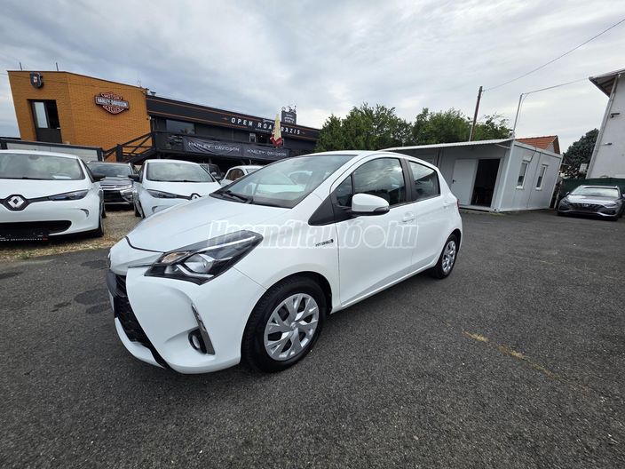 TOYOTA YARIS 1.5 VVT-i Hybrid Active e-CVT