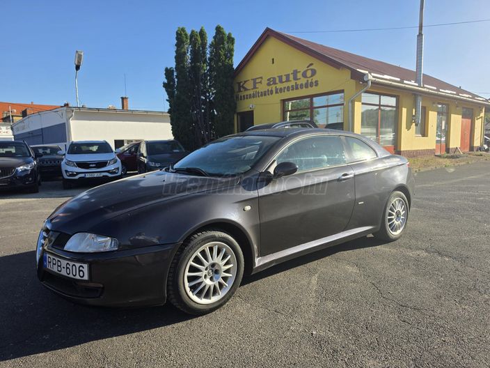 ALFA ROMEO GT 2.0 JTS Distinctive