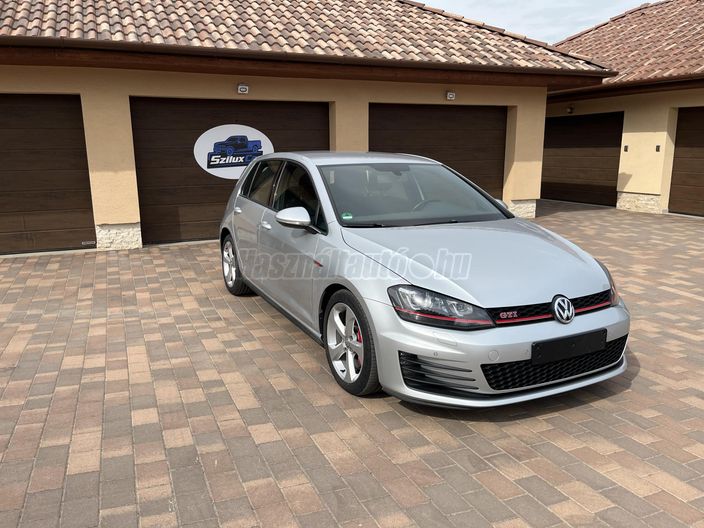 VOLKSWAGEN GOLF VII 2.0 TSI BMT GTI