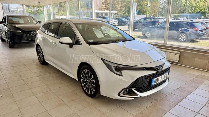 TOYOTA COROLLA Touring Sports 1.8 Hybrid Executive e-CVT