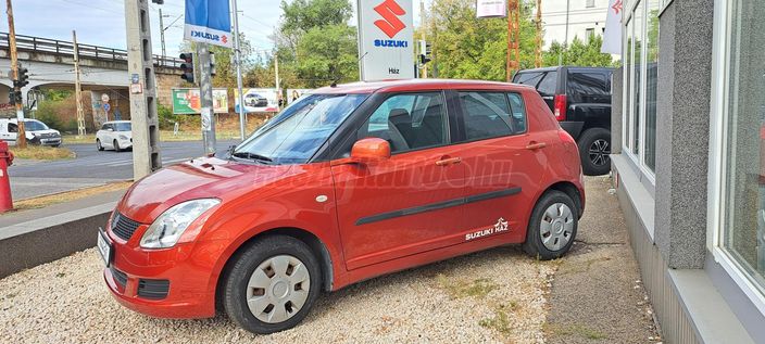 SUZUKI SWIFT 1.3 GLX CD AC