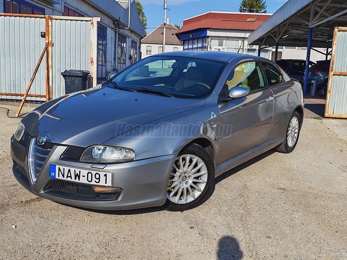 ALFA ROMEO GT 1.9 JTD 16V Distinctive