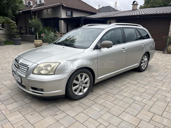 TOYOTA AVENSIS Wagon 2.0 D Sol Executive