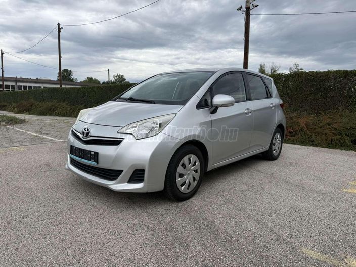 TOYOTA VERSO-S Verso S 1.33 VVT-i Club